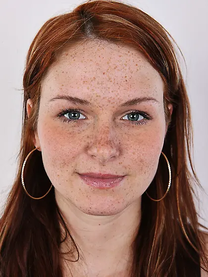 Sultry young woman sells pussy trotting it out as well as her sm