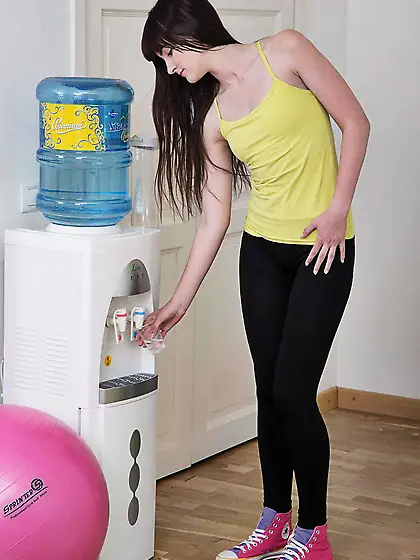 Dirty yoga instructor thinks not about exercises but rather anal