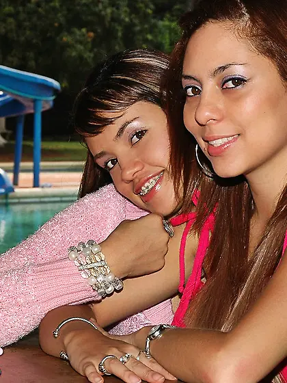 Turned on brunette Pamela Spice in sexy action with handsome tan