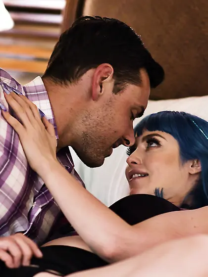 Bella Rolland and Jewelz Blu pleasuring lucky dude in all possib