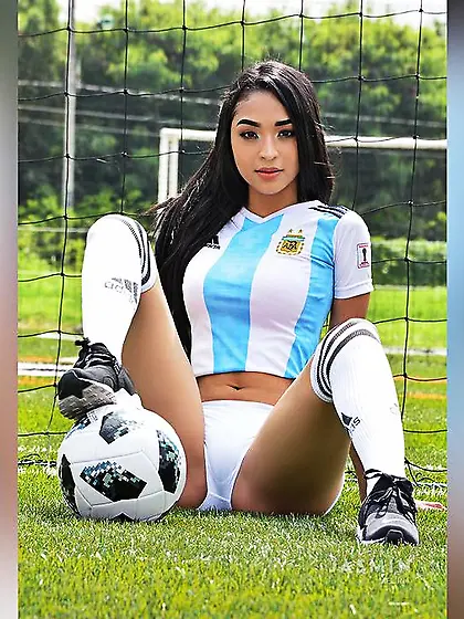 Spanish big tit teen webcam striptease