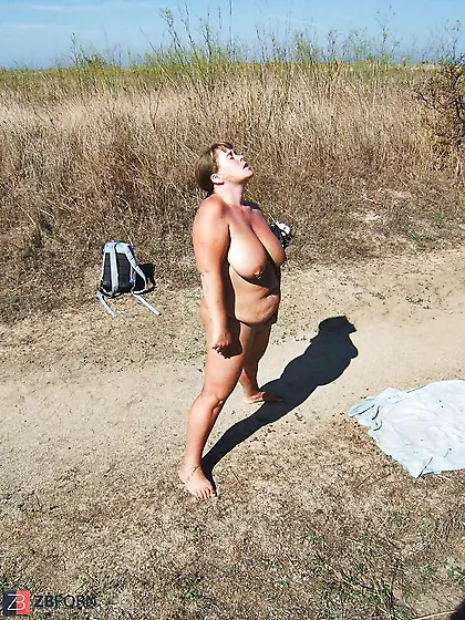 Public beach Pecker Mega-Bitch