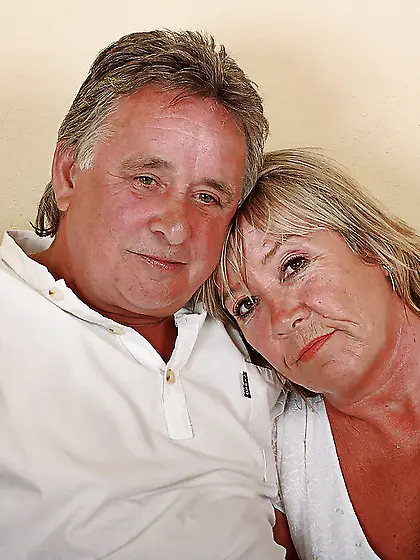 Mature woman gets naked for her husband who gives sexual pleasur