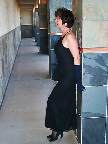 Mature Classy Carol from United States Latest...