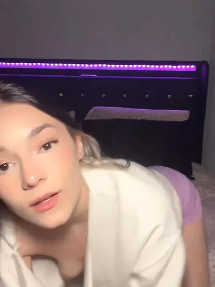 Nip Slips,  Downblouse,  & Sideboob