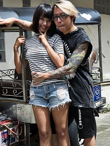 Thai fellow hooks up with comely girl who agrees to pose naked f
