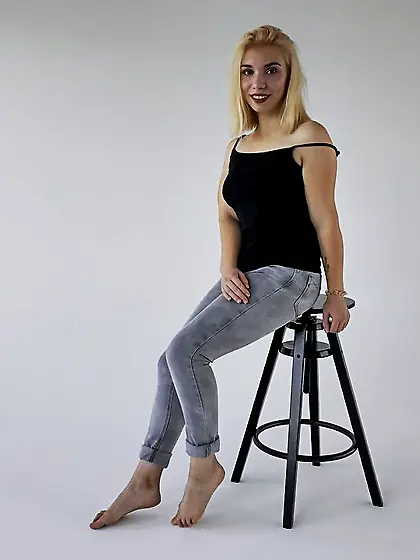 Teen straight squirt