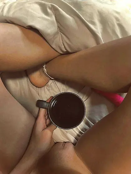 Desi randi chut pe chai