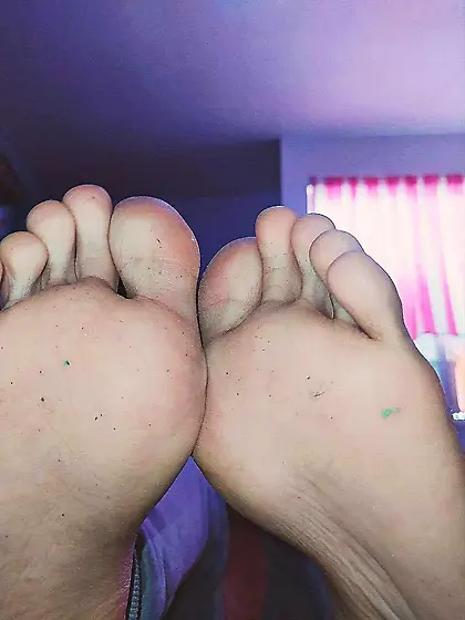 My Sissy Soles and Toes 4 U