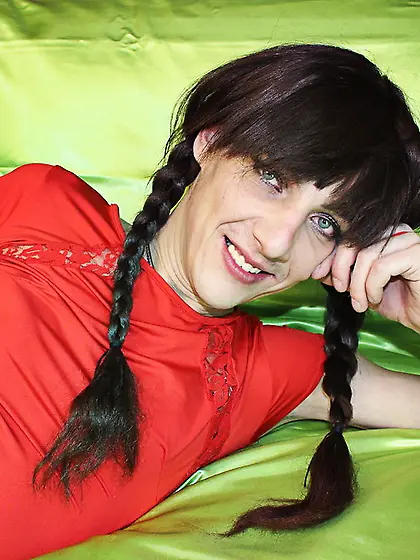 White transgender juliahotvoyage strap