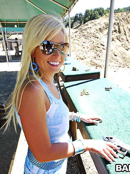 Angelina Ash takes all of her clothes before the camera and show