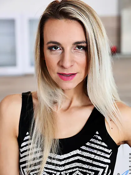 Bad slut with small tits and trimmed pussy exposes all she has g