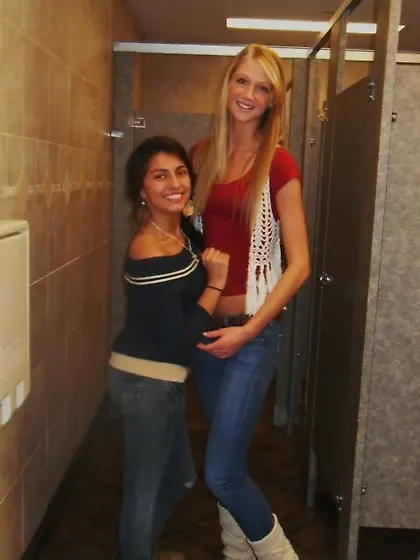 Candid Groups and Couples