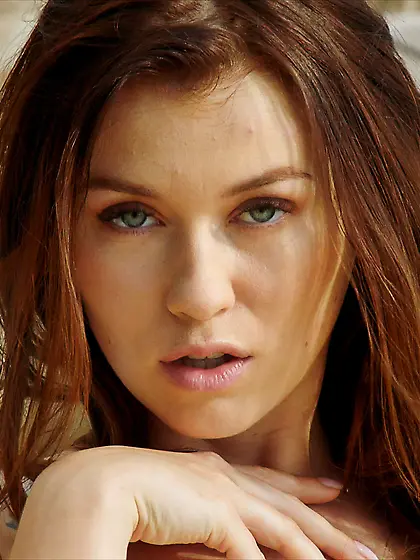 Redhead Czech babe gets nicely fucked outdoors