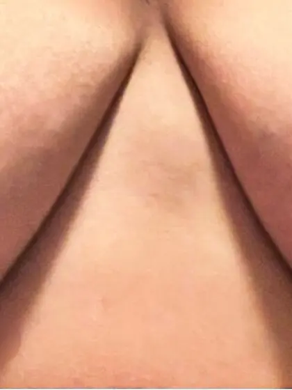 Young teen girls in bras 49. jpg