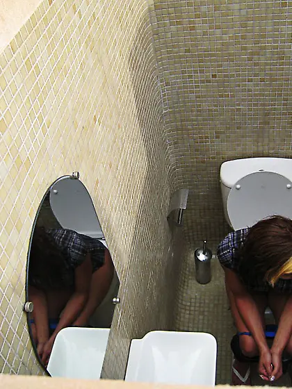 Amazing xxx pics showering