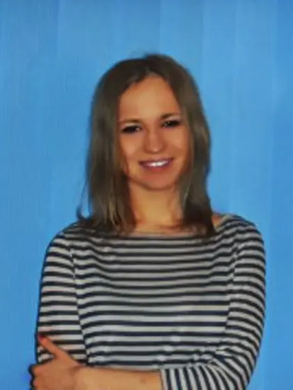 Blonde Charyl Dancing.