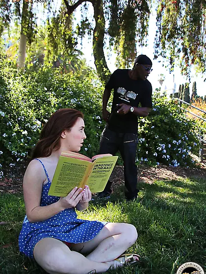 Spoiler Alert: This is Jessie Parker's FIRST EVER interracial ga