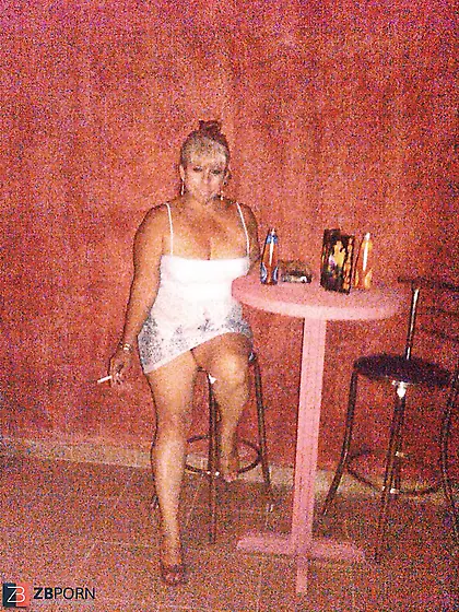 Killer round latin granny