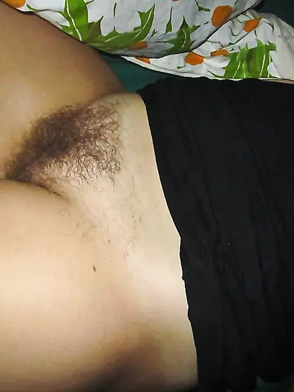 Moms with hairy pussies spied at home