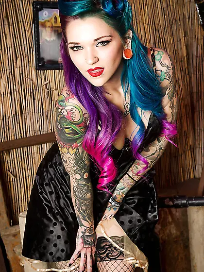 Fishnet stocking emo heels