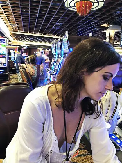 Nip Slips,  Downblouse,  & Sideboob