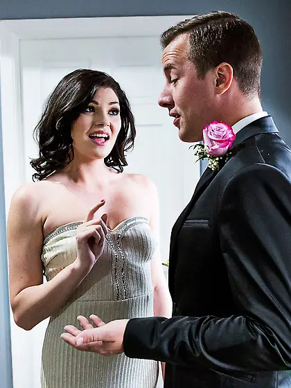 Jessica Rex blows and rides her husband in bed