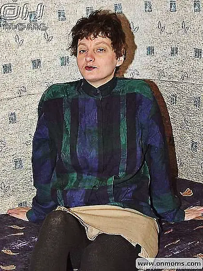 Oldie with hairy armpits