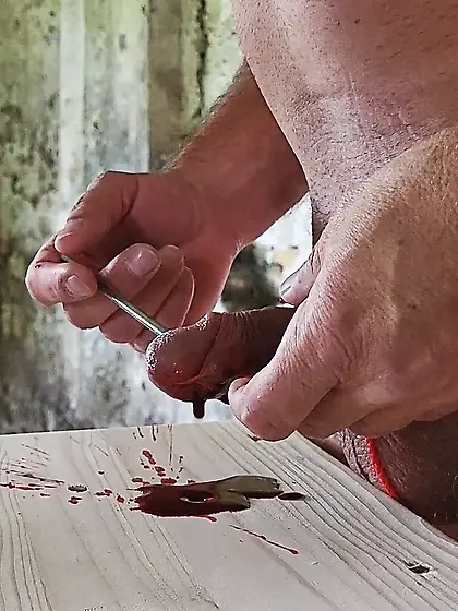 Extreme nailing of my Cock Head