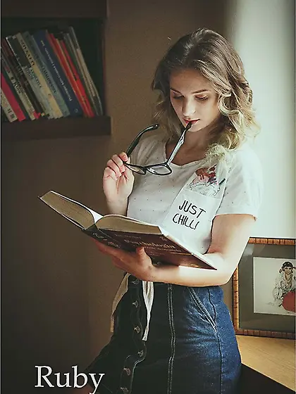 Ruby bigtitties glamour babe