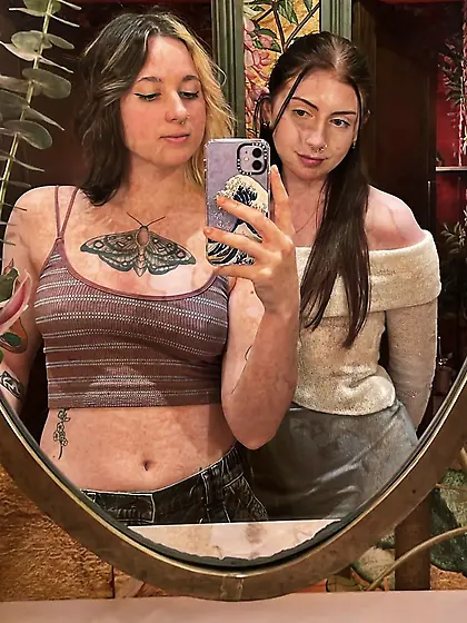 Sexy,  tatted Russian girlfriend exposed