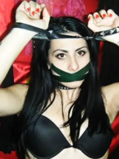 Brunette anita perform anal