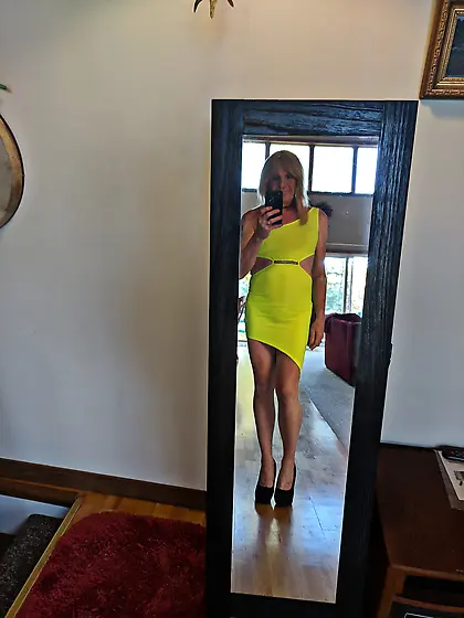 Shemale Janey dressed