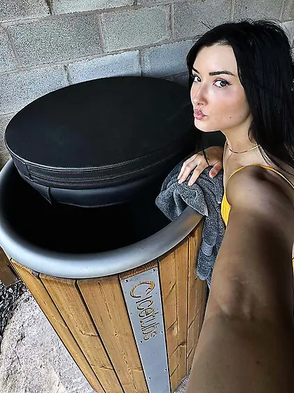 uk fitness whore pawg beth