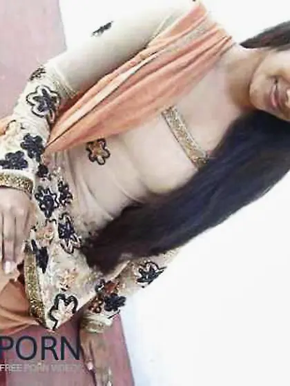 LUXURIOUS DESI INDIAN PAKI HONEYS