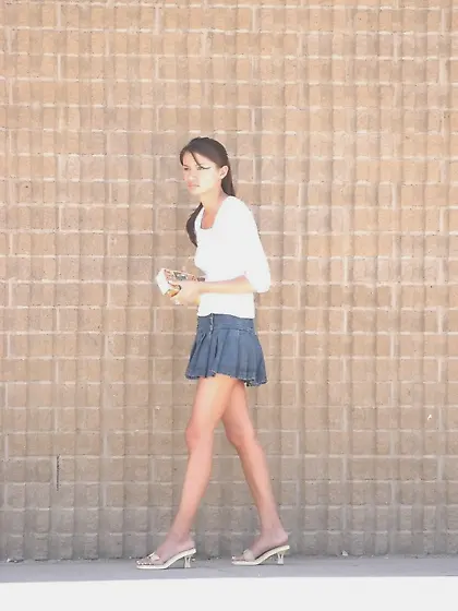 Pornstar Bobbi Blair extreme closeups