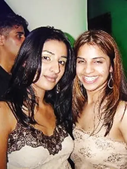 Indians - Pakis - desi chicks partying
