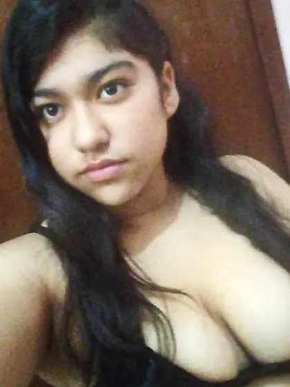 Mexicana con grandes tetas