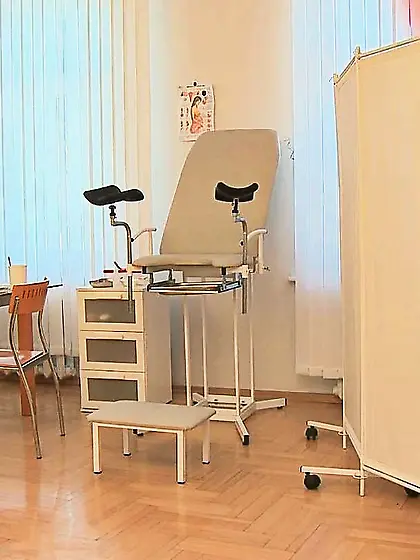 Doc's cock is what this hottie has to take in her mouth