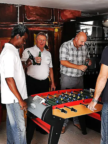 Hungarian blowbang bukkake