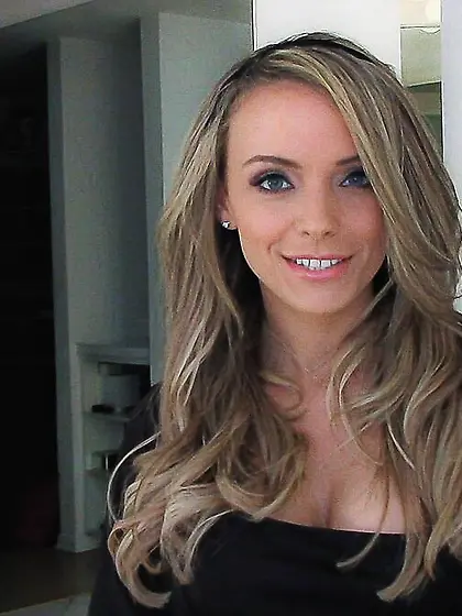 Big tits mom soaking pussy drilled