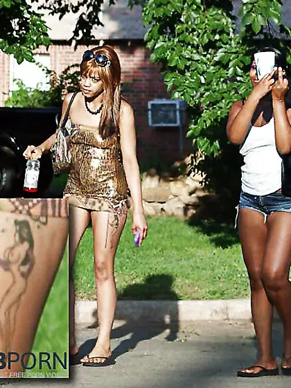 Mes Amies les Putes six ( Escorts At Work) by TROC