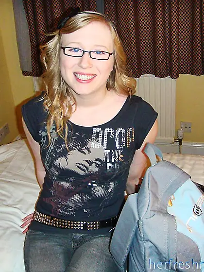 Cum loving four-eyed blonde honey Satine Spark gets her unbeliev