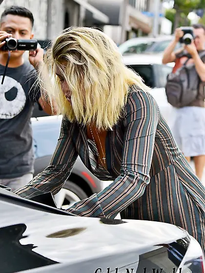 Sofia Richie Nipple Slip While Out Shopping In Beverly Hills