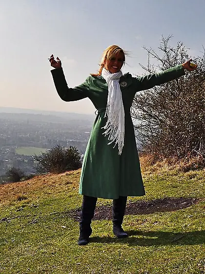 26 yo Blonde Scarlett Boobs