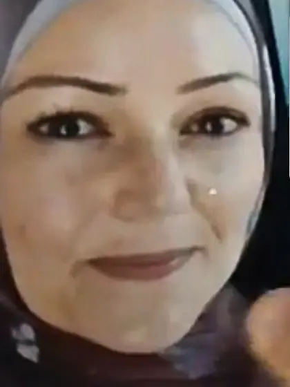 Waiting for her hbull