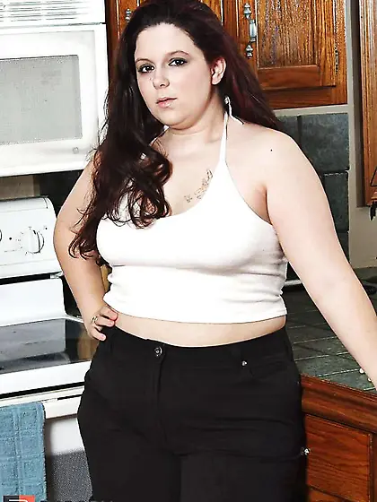 Nice Chubby Damsel In The Kitchen