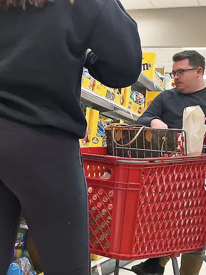 Brunette Pawg Spandex