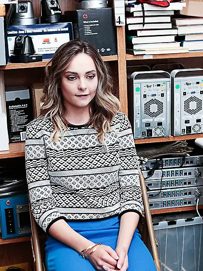 Beautiful girl sucks guards