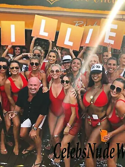 Sam Faiers,  Billie Faiers,  Ferne McCann Bikini